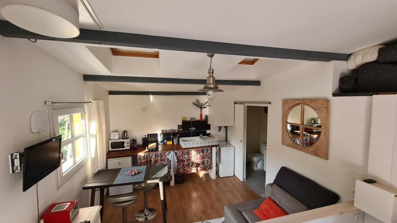Charmant Logement Avec Parking Apartment Orvault Exterior photo